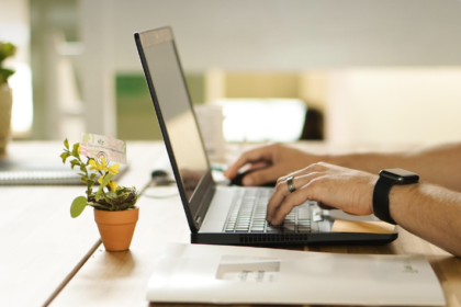 How to start an online business in 2025